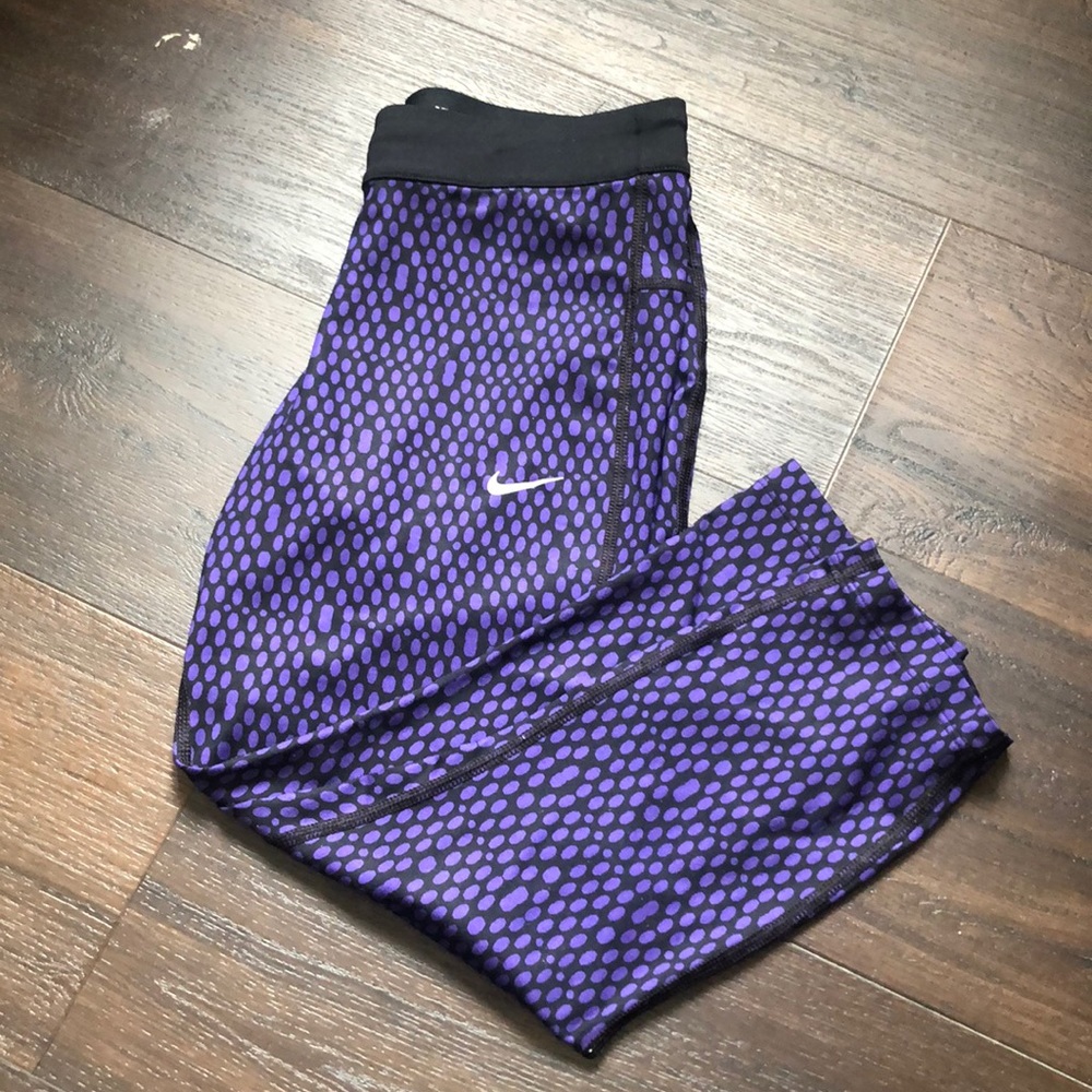 Nike Cropped Leggings